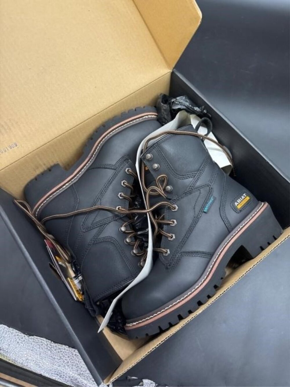Size 5 Ariat Men's Logger Shock Shield Waterproof Work Boot NEW IN BOX